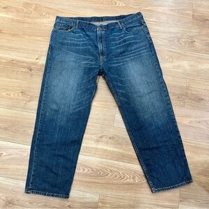 Levi's 550 Relaxed Fit Men's W48 L32 Medium Wash Straight Leg Blue Jeans
